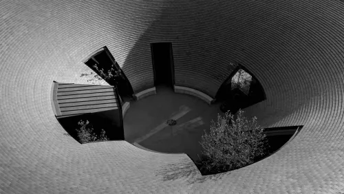 Sky Vessel House