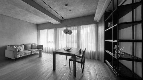 S+M House