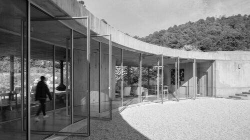 House 720 Degrees